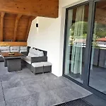 Alpen Heiss Apartament *