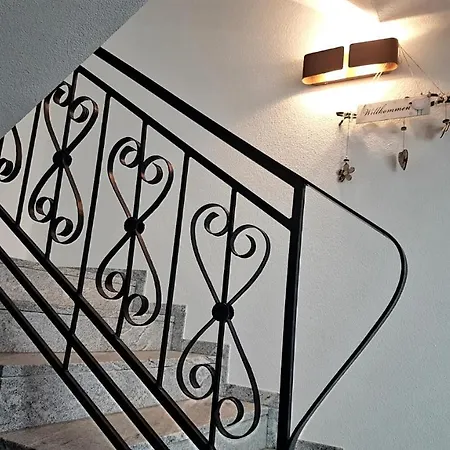 Alpen Heiss Apartament *