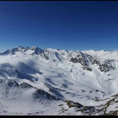 Alpen Heiss Apartment Prutz